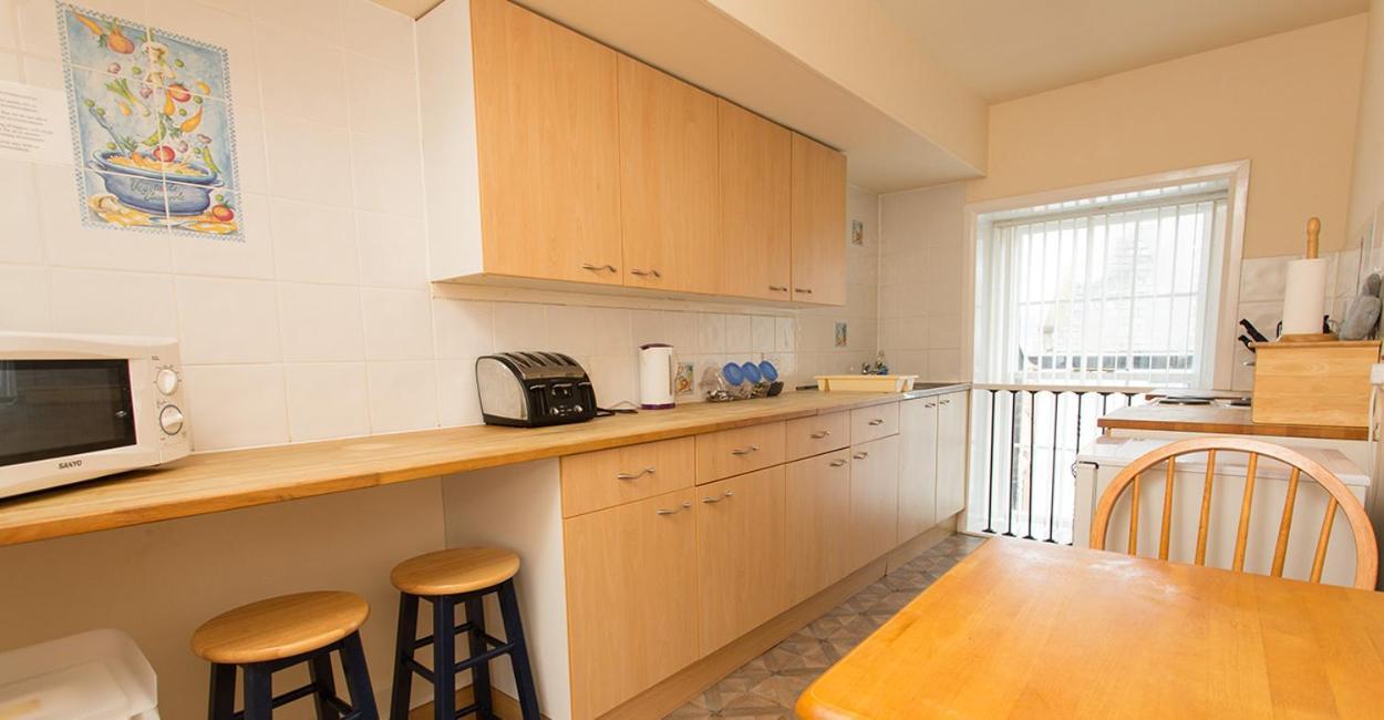 Discovery Accommodation Whitby Bagian luar foto