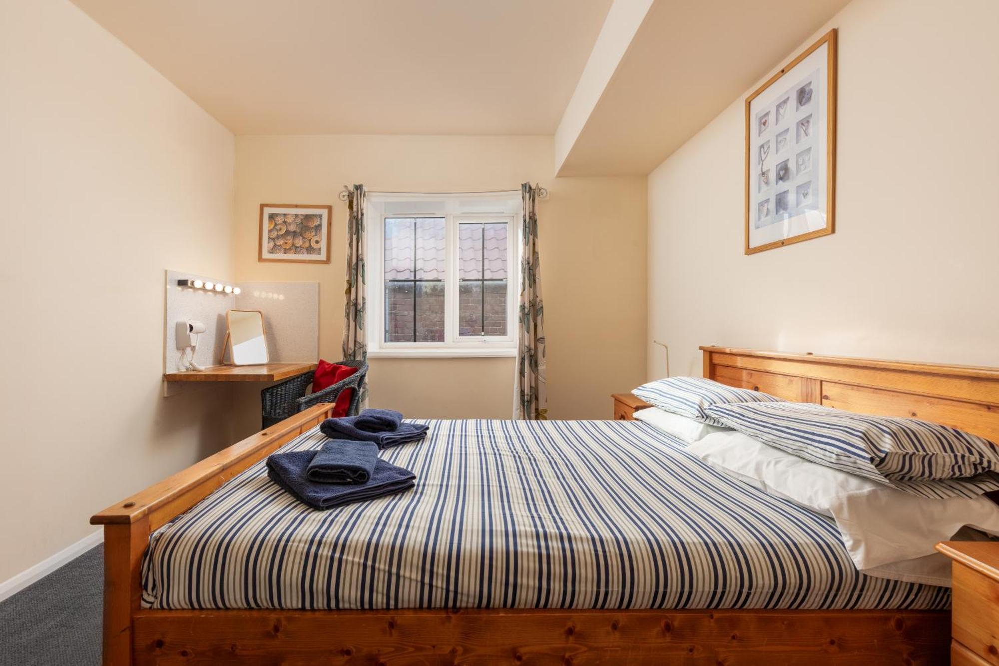 Discovery Accommodation Whitby Bagian luar foto