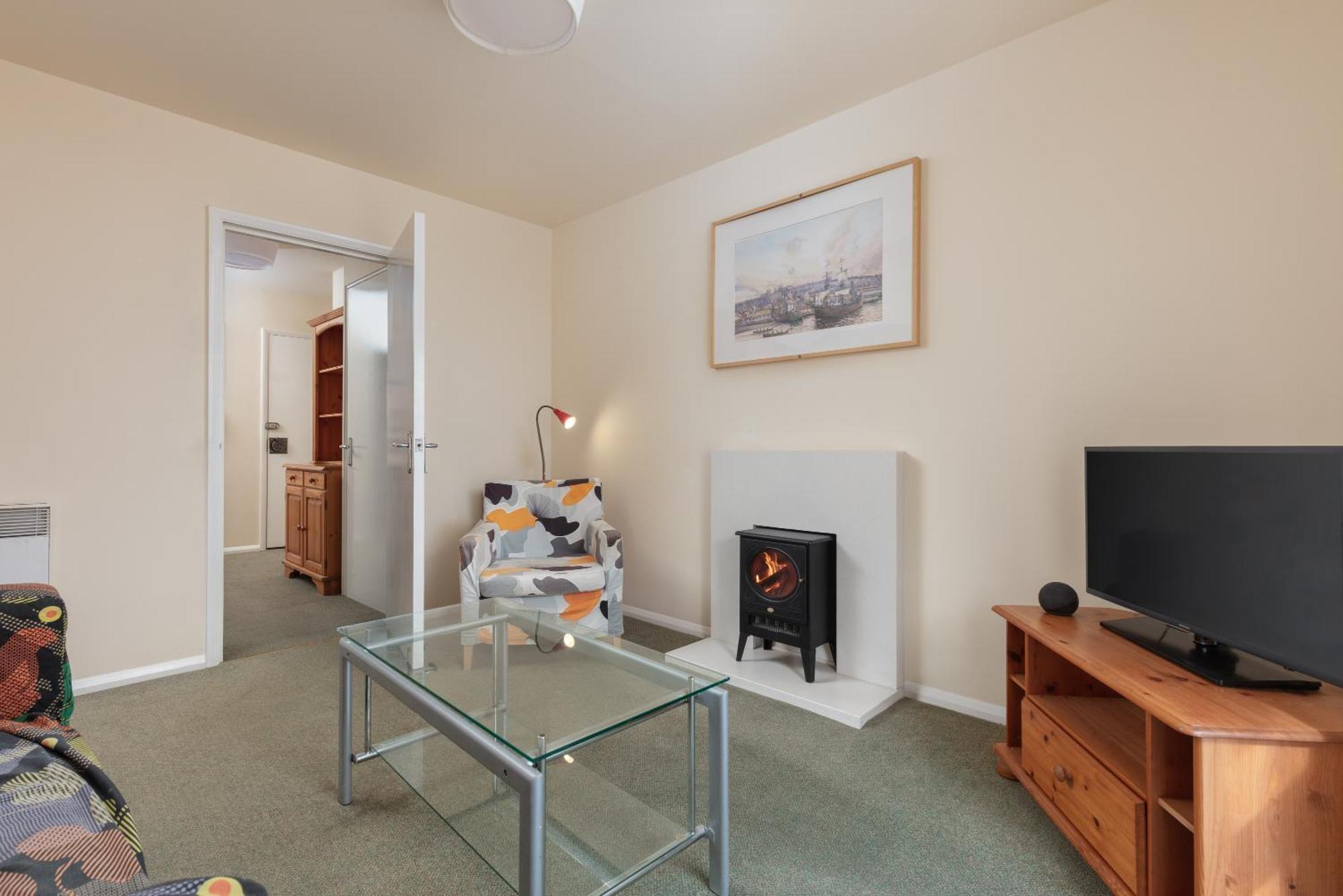 Discovery Accommodation Whitby Bagian luar foto