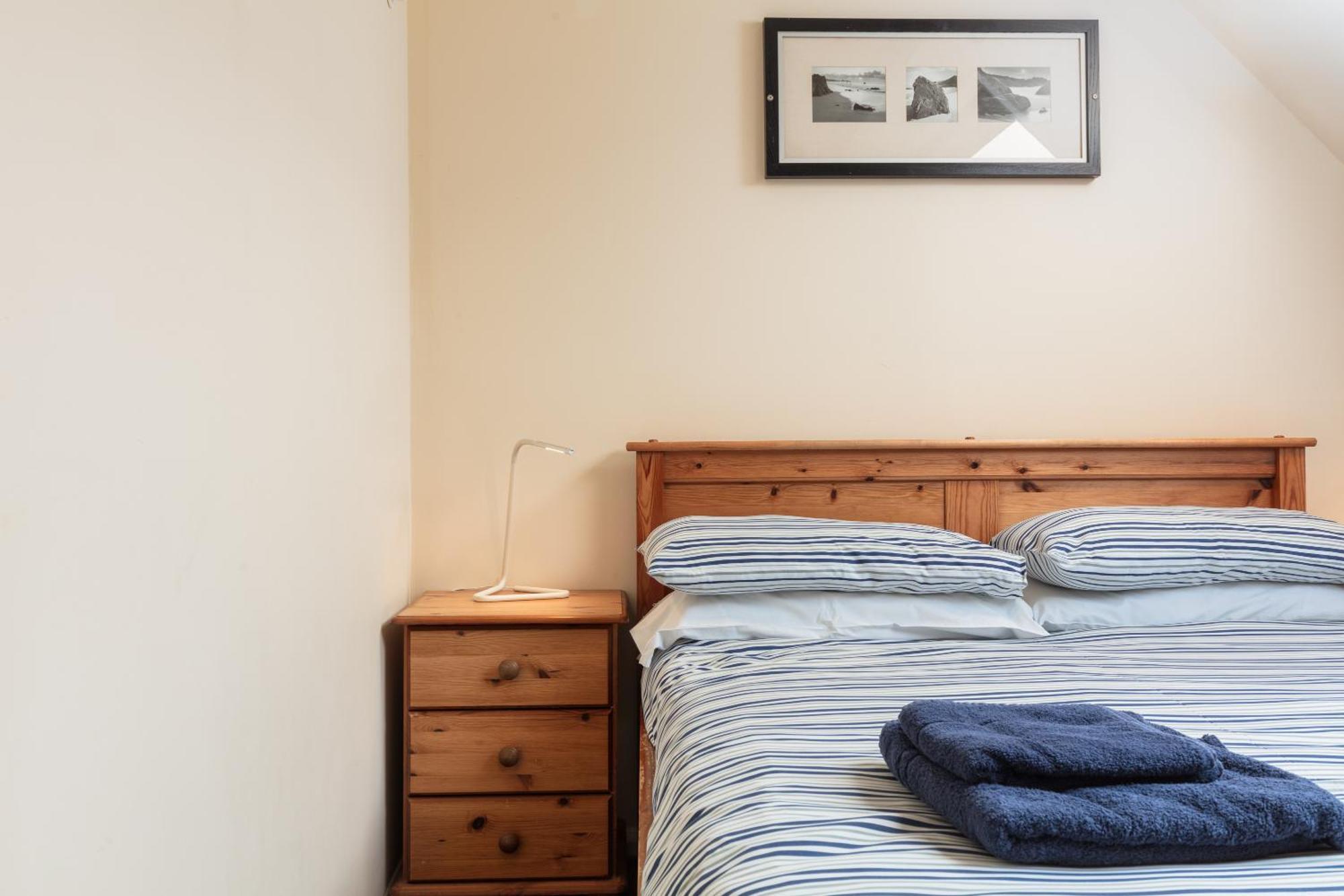 Discovery Accommodation Whitby Bagian luar foto