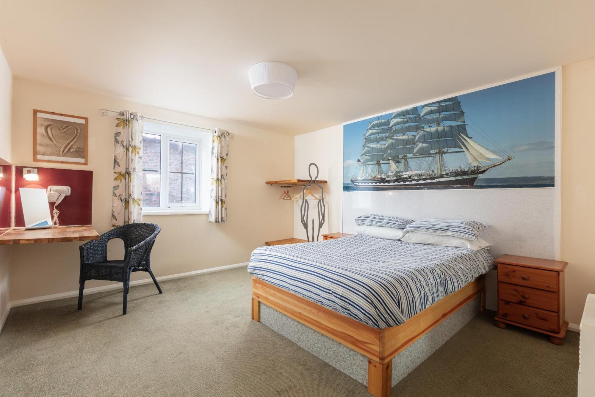 Discovery Accommodation Whitby Bagian luar foto
