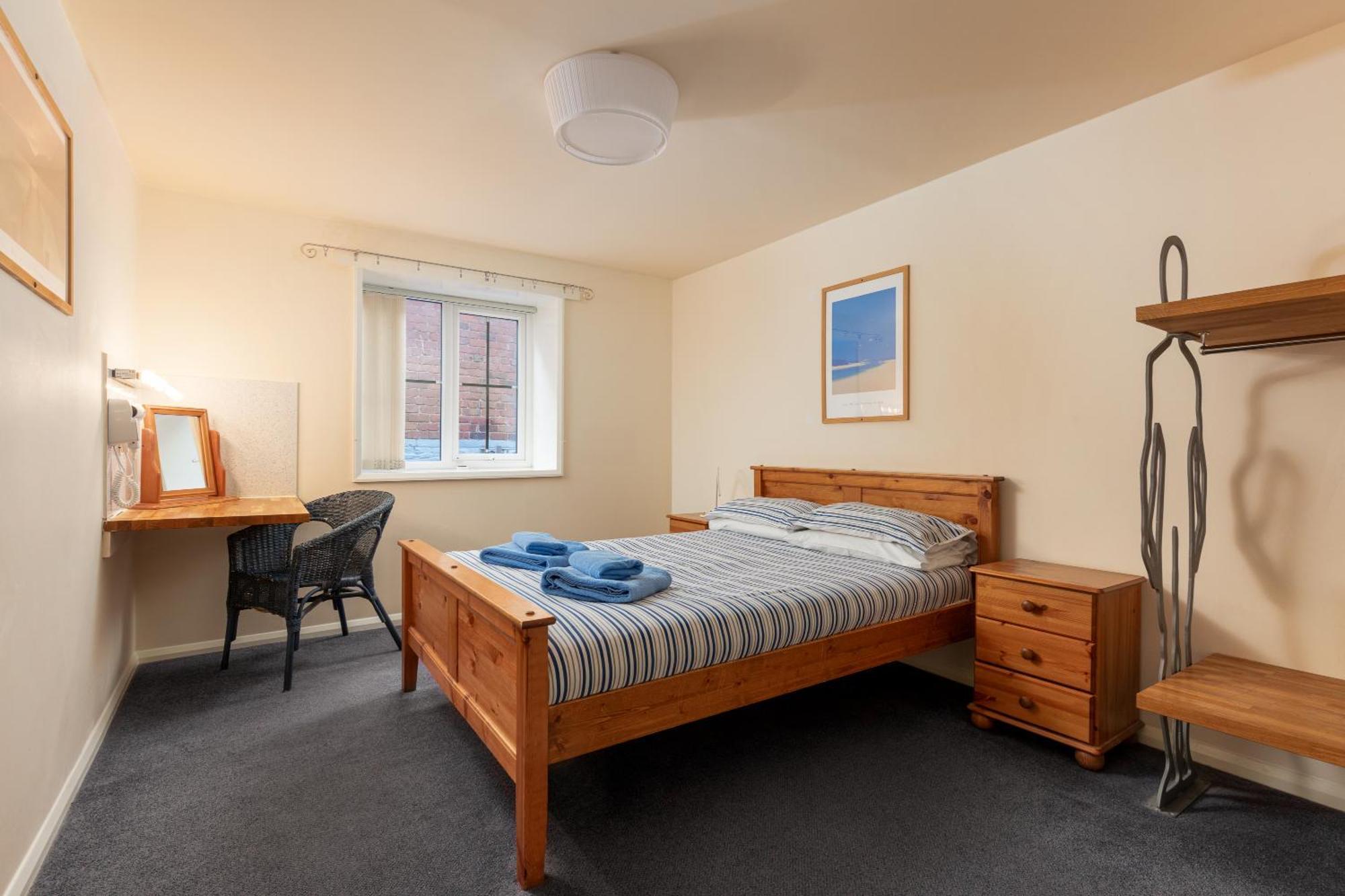 Discovery Accommodation Whitby Bagian luar foto