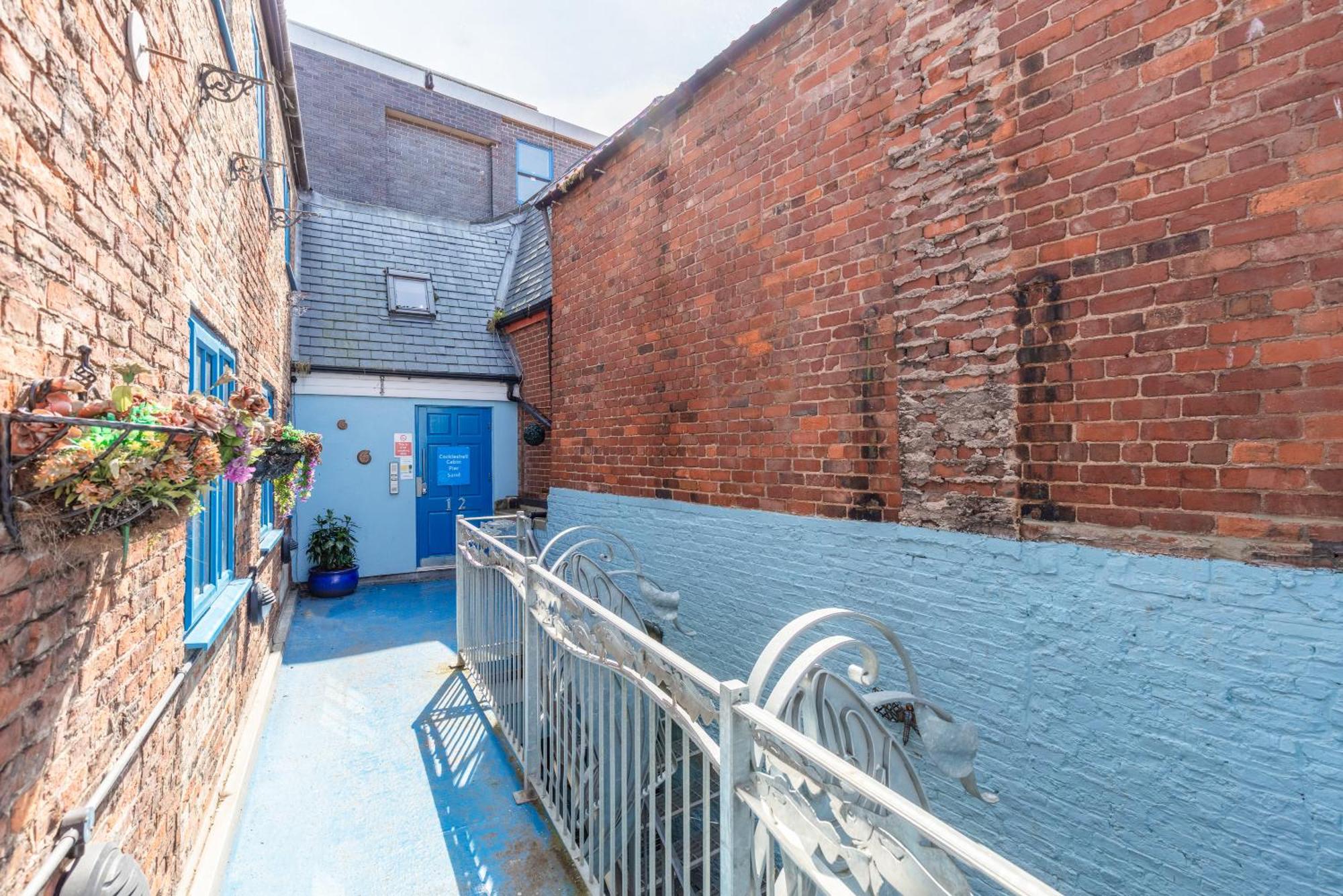 Discovery Accommodation Whitby Bagian luar foto