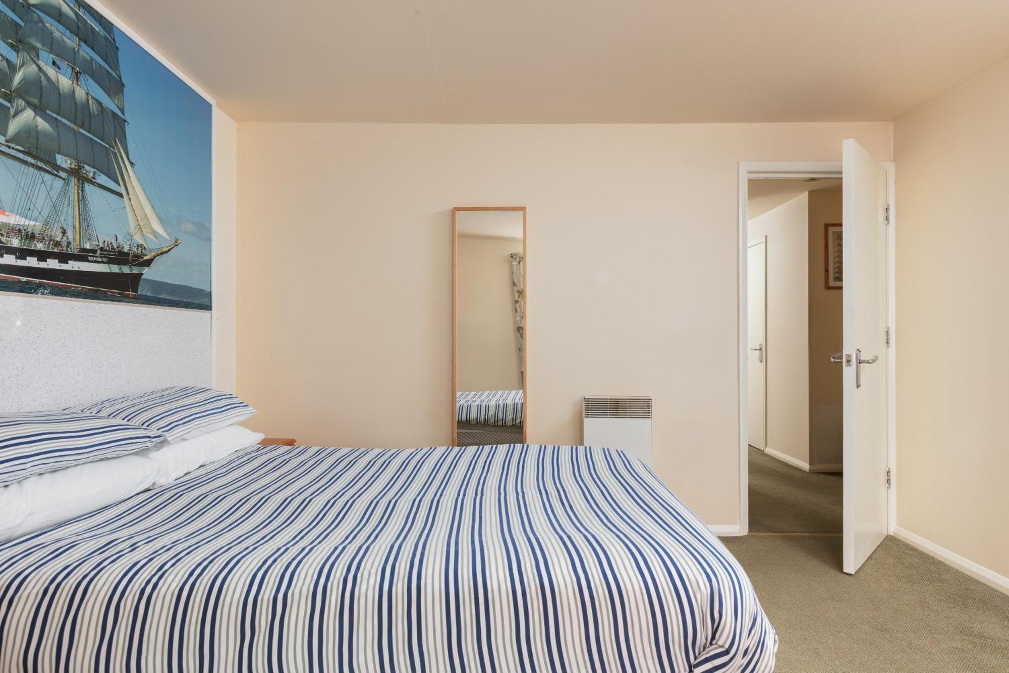 Discovery Accommodation Whitby Bagian luar foto