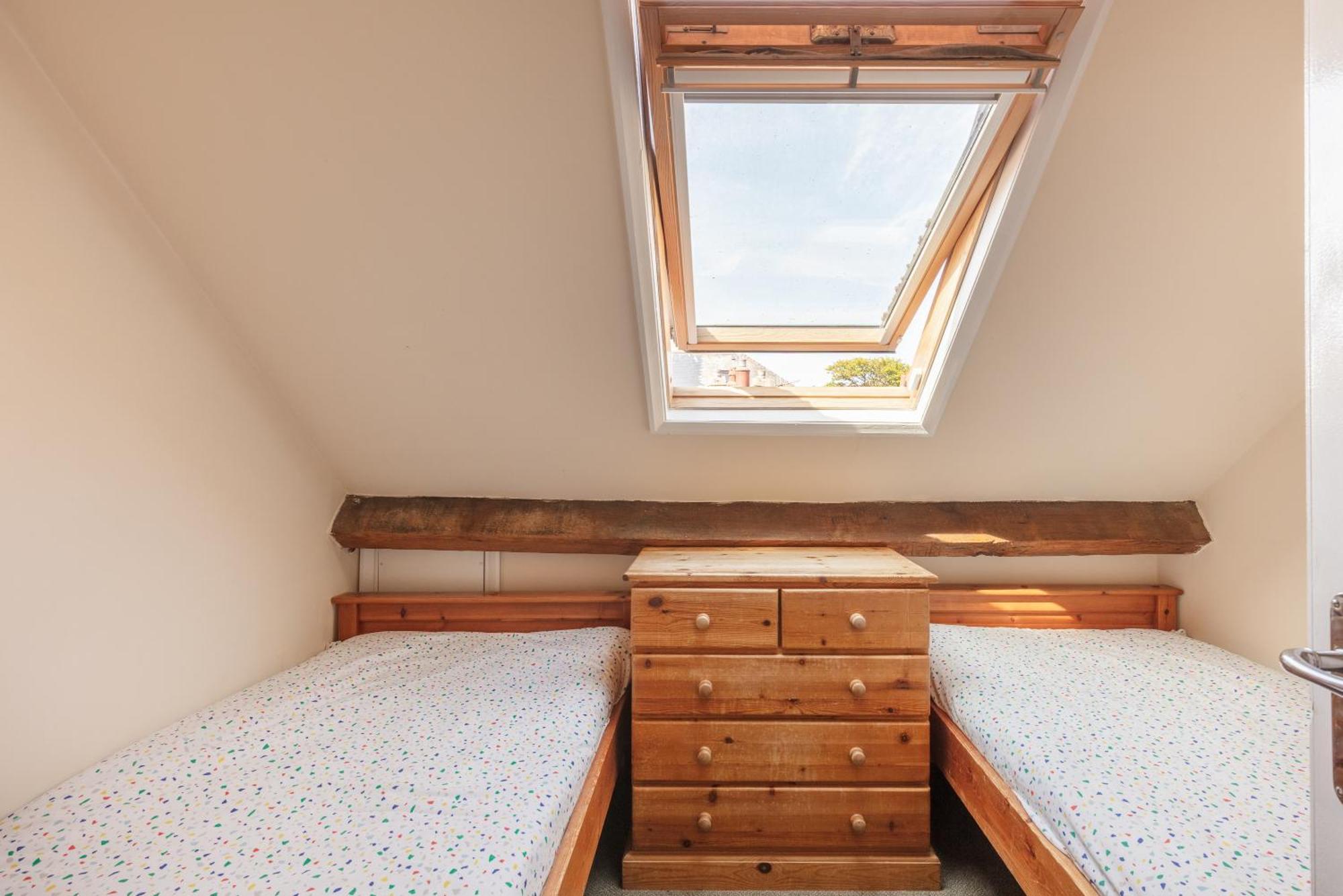 Discovery Accommodation Whitby Bagian luar foto