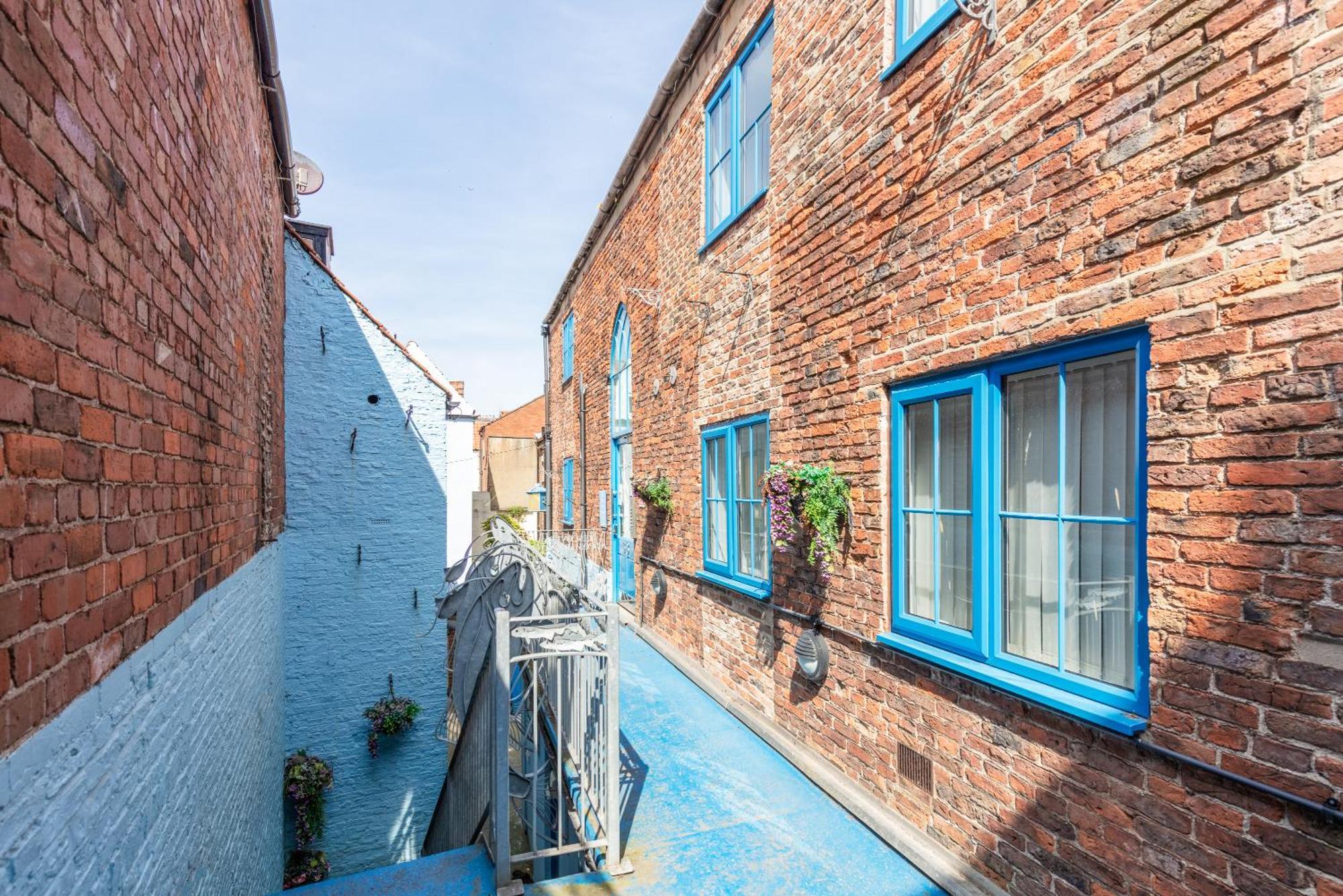 Discovery Accommodation Whitby Bagian luar foto