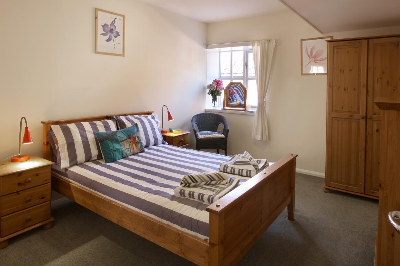 Discovery Accommodation Whitby Bagian luar foto